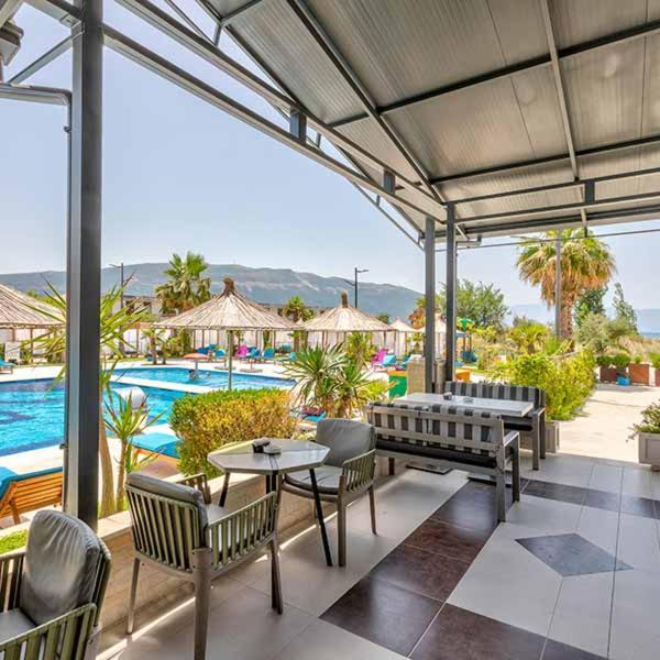 Beachfront With Hotel Facilities Vlorë Esterno foto